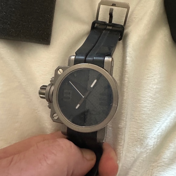 Oakley gearbox stainless steal with carbon face. Mint condition - Picture 2 of 5
